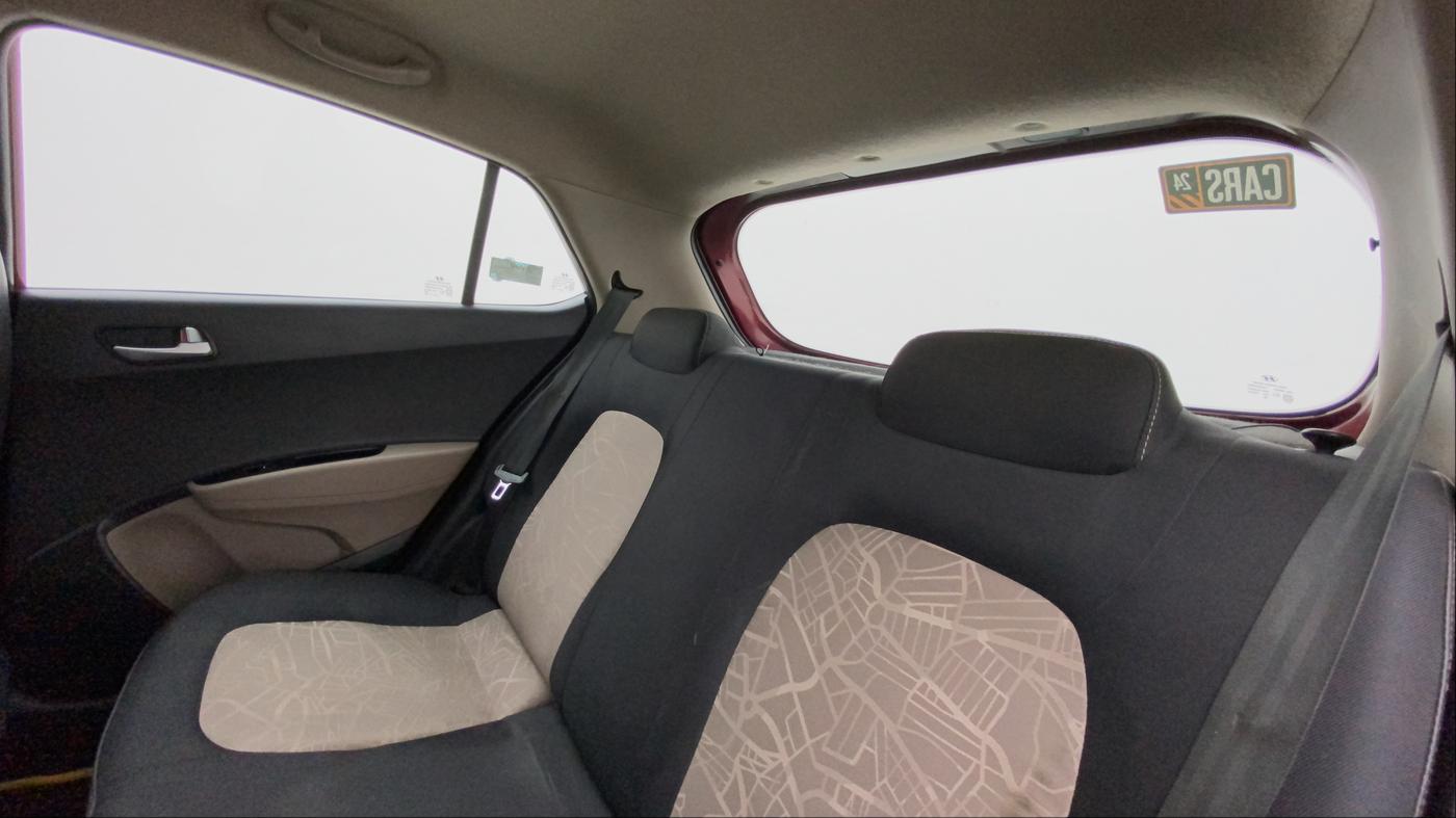 2013 Hyundai Grand i10 SPORTZ 1.1 CRDI, Diesel, Manual, 93,285 km, Right Side Rear Door Cabin