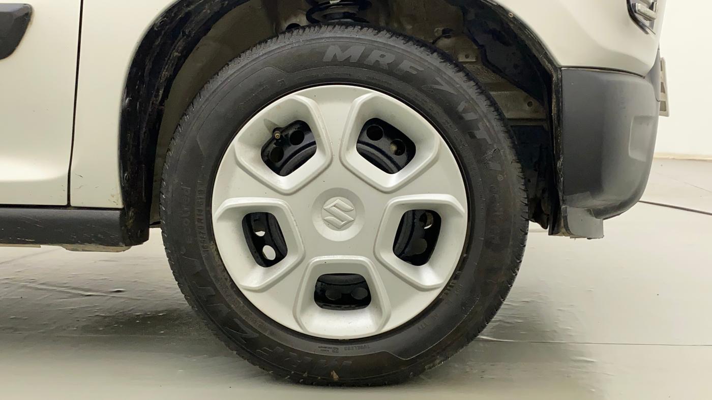 2020 Maruti S PRESSO VXI PLUS AMT, Petrol, Automatic, 47,874 km, Right Front Wheel
