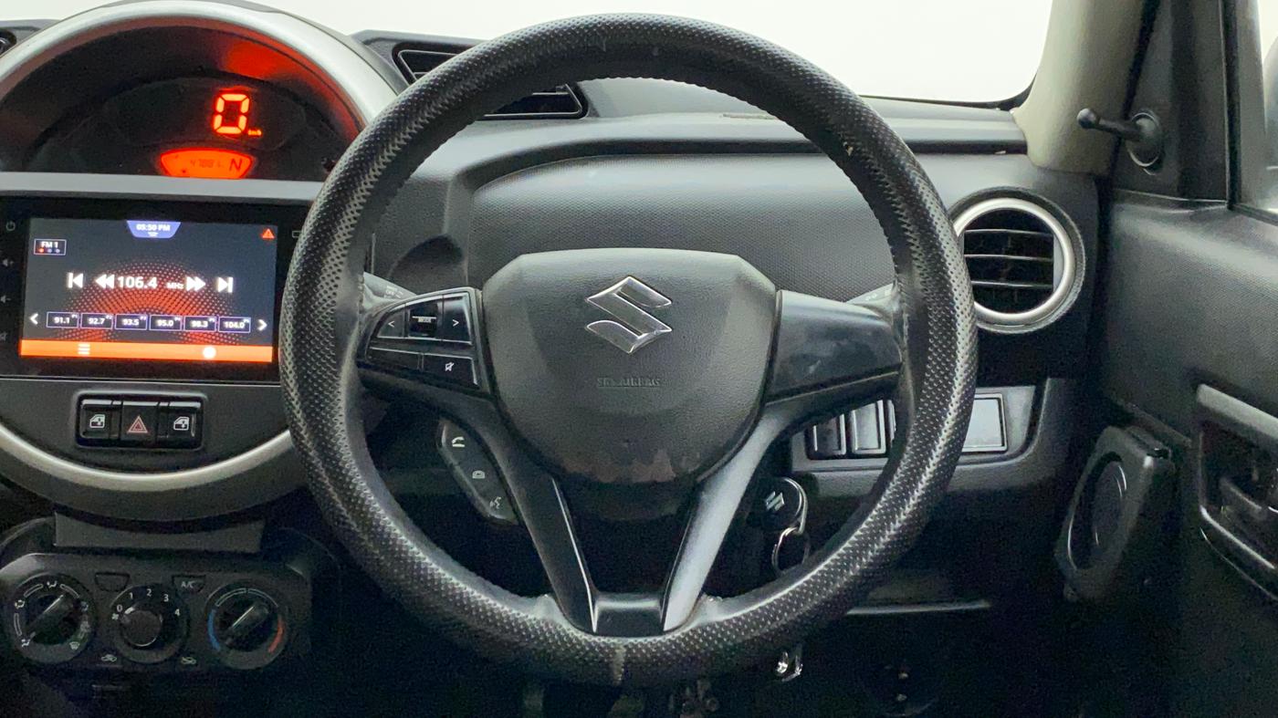 2020 Maruti S PRESSO VXI PLUS AMT, Petrol, Automatic, 47,874 km, Steering Wheel Close Up