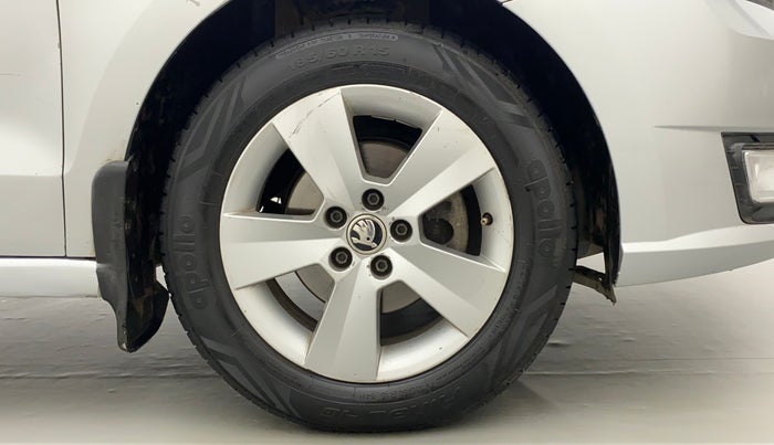 2018 Skoda Rapid AMBITION 1.5 TDI AT, Diesel, Automatic, 92,475 km, Right Front Wheel