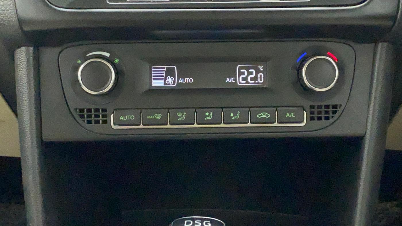 2018 Skoda Rapid AMBITION 1.5 TDI AT, Diesel, Automatic, 92,475 km, Automatic Climate Control