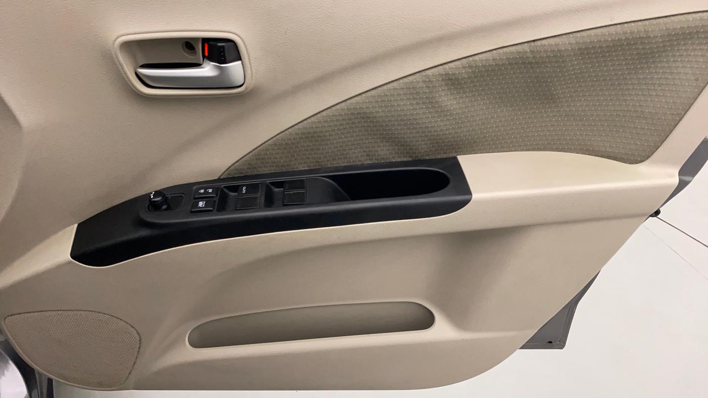 2018 Maruti Celerio ZXI (O), Petrol, Manual, 25,805 km, Driver Side Door Panels Control