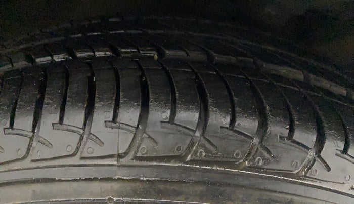 2018 Maruti Celerio ZXI (O), Petrol, Manual, 25,805 km, Right Rear Tyre Tread