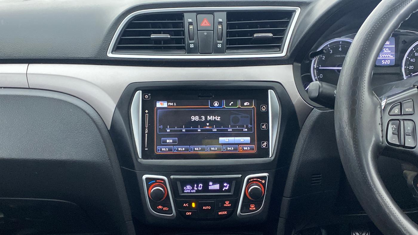 2018 Maruti Ciaz 1.4 S, Petrol, Manual, 54,898 km, Air Conditioner