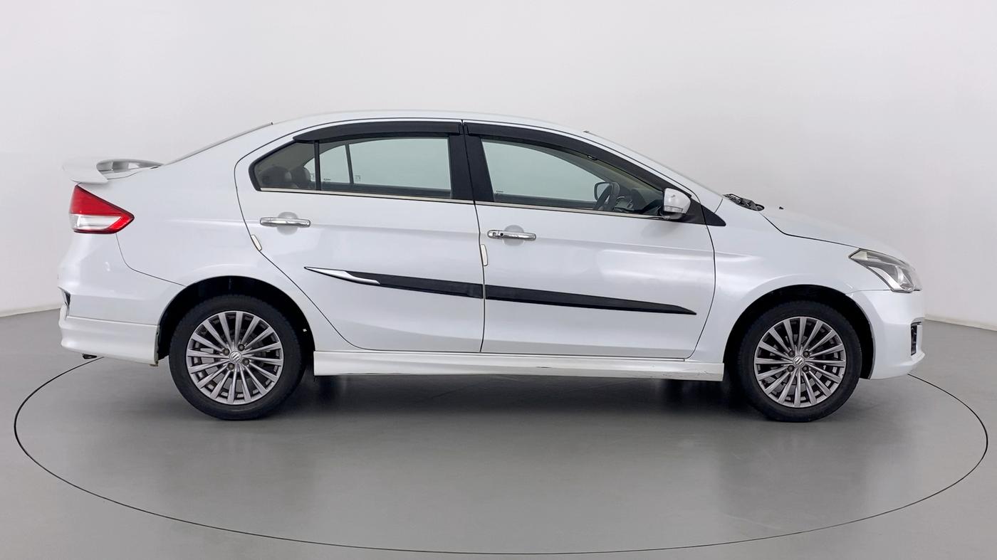 2018 Maruti Ciaz 1.4 S, Petrol, Manual, 54,898 km, Right Side View