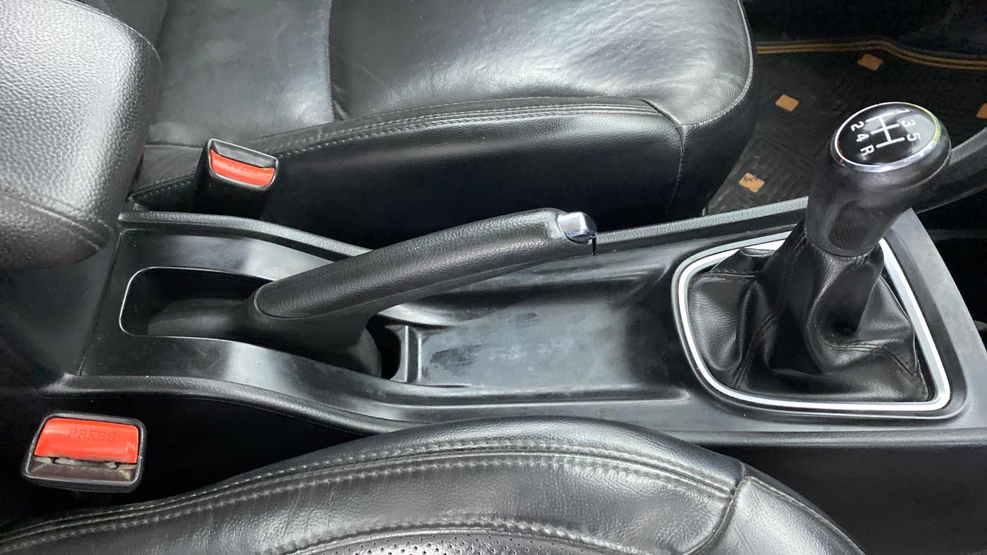 2018 Maruti Ciaz 1.4 S, Petrol, Manual, 54,898 km, Gear Lever
