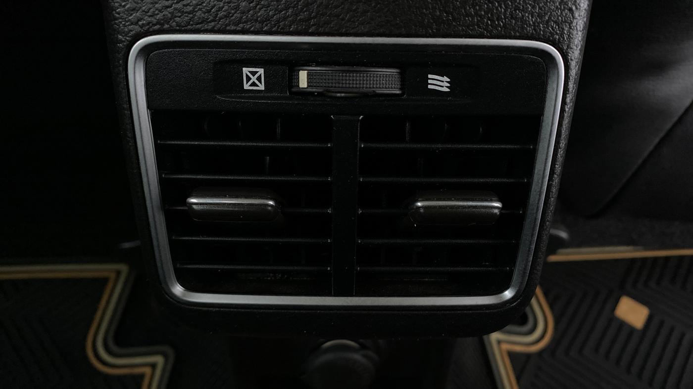 2018 Maruti Ciaz 1.4 S, Petrol, Manual, 54,898 km, Rear AC Vents
