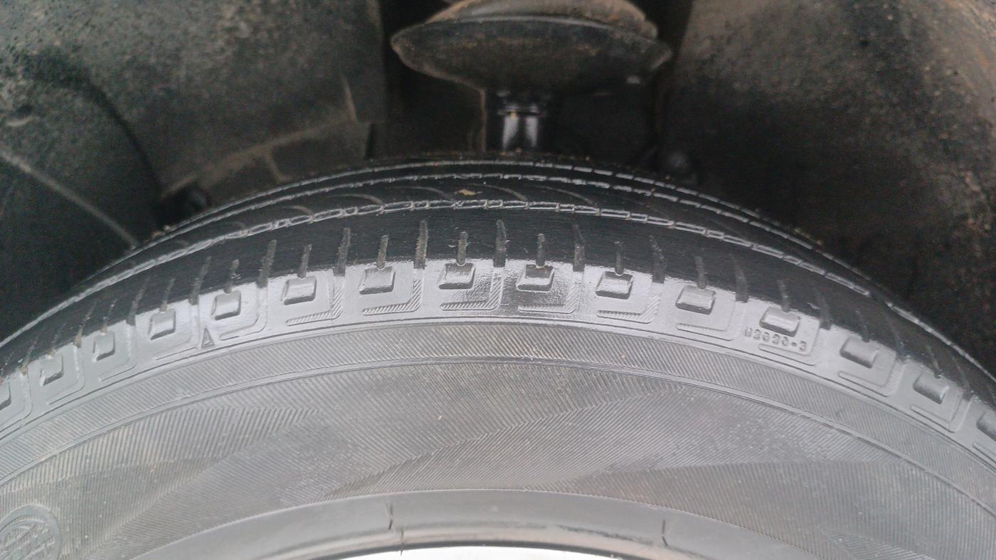 2018 Renault Duster RXS PETROL, Petrol, Manual, 58,428 km, Left Front Tyre Tread