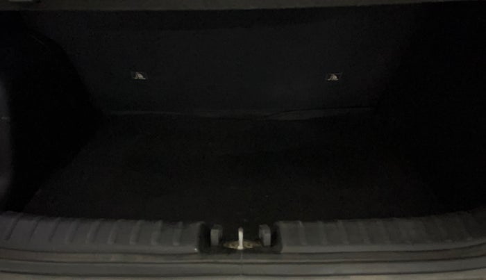 2020 KIA SONET GTX PLUS 1.0 DCT, Petrol, Automatic, 29,298 km, Boot Inside