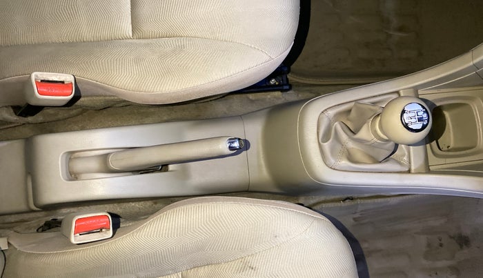 2015 Maruti Ertiga VDI SHVS, Diesel, Manual, 94,919 km, Gear Lever