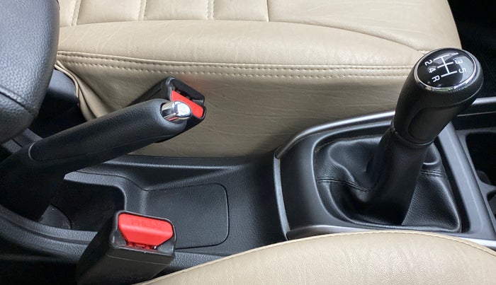 2020 Maruti XL6 ZETA SHVS, Petrol, Manual, 8,266 km, Gear Lever