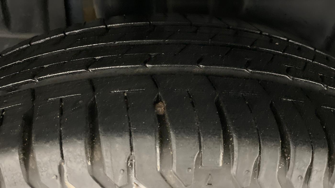 2020 Maruti XL6 ZETA SHVS, Petrol, Manual, 8,266 km, Right Rear Tyre Tread