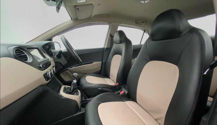 2018 Hyundai Xcent SX 1.2, Petrol, Manual, 22,619 km, Right Side Front Door Cabin