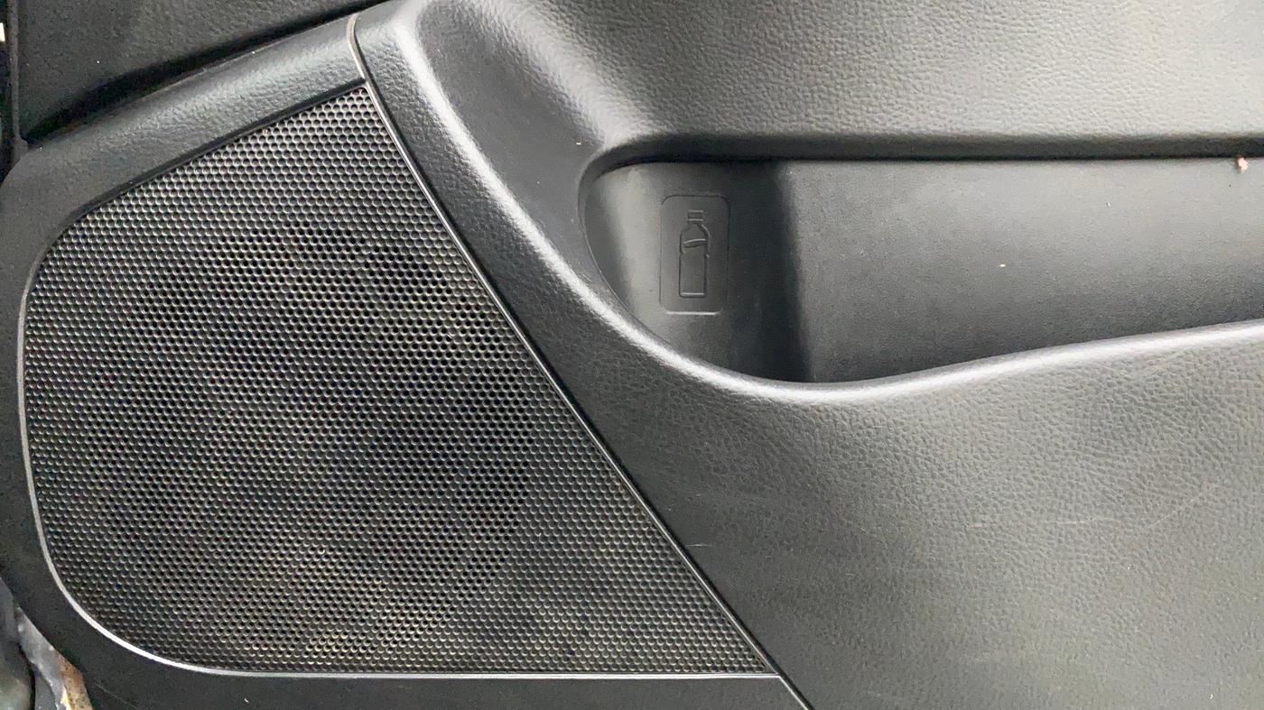 2012 Maruti Swift LXI, Petrol, Manual, 52,991 km, Speaker