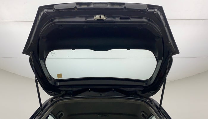 2012 Maruti Swift LXI, Petrol, Manual, 52,991 km, Boot Door Open
