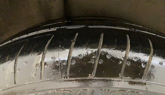 2017 Honda Jazz 1.2L I-VTEC V, Petrol, Manual, 60,049 km, Right Rear Tyre Tread