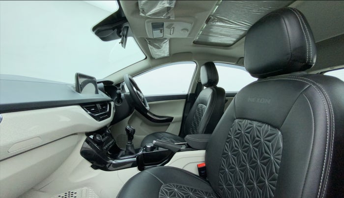 2022 Tata NEXON XZ PLUS (HS) PETROL, Petrol, Manual, 17,501 km, Right Side Front Door Cabin
