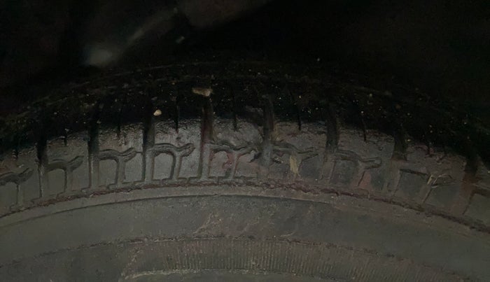 2016 Hyundai i10 SPORTZ 1.1, Petrol, Manual, 36,455 km, Left Rear Tyre Tread