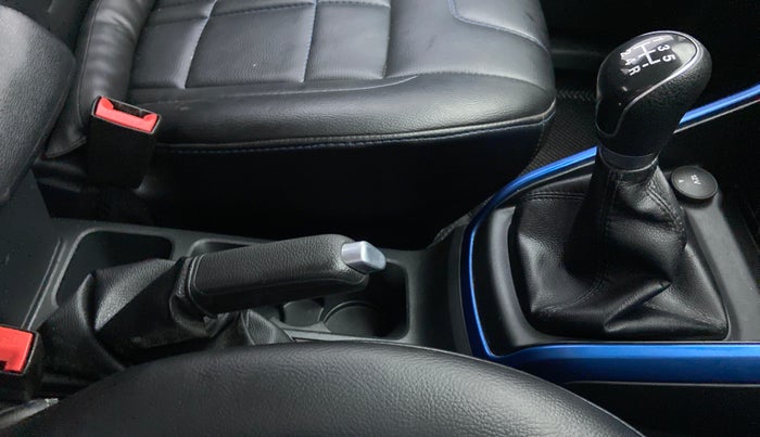 2019 Ford Ecosport 1.5 TITANIUM SIGNATURE TI VCT (SUNROOF), Petrol, Manual, 17,369 km, Gear Lever