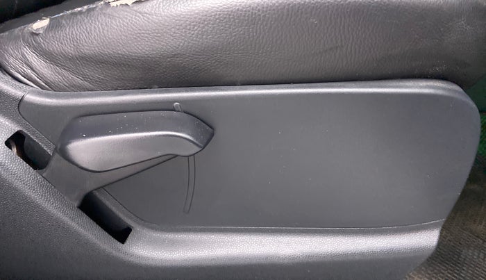 2019 Ford Ecosport 1.5 TITANIUM SIGNATURE TI VCT (SUNROOF), Petrol, Manual, 17,369 km, Driver Side Adjustment Panel