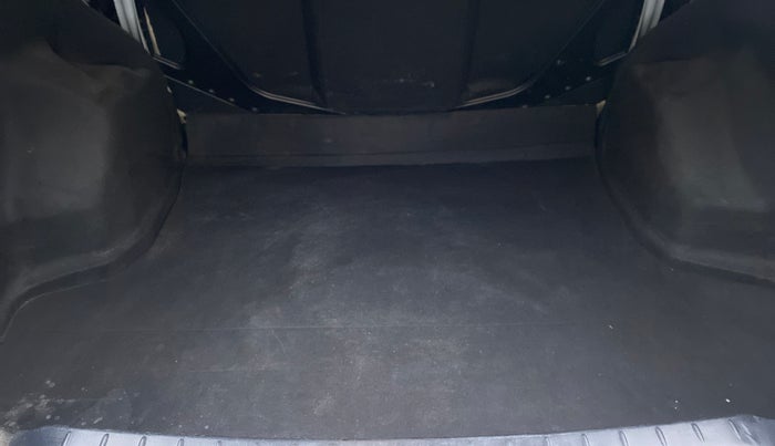 2017 Toyota Etios GD, Diesel, Manual, 55,260 km, Boot Inside