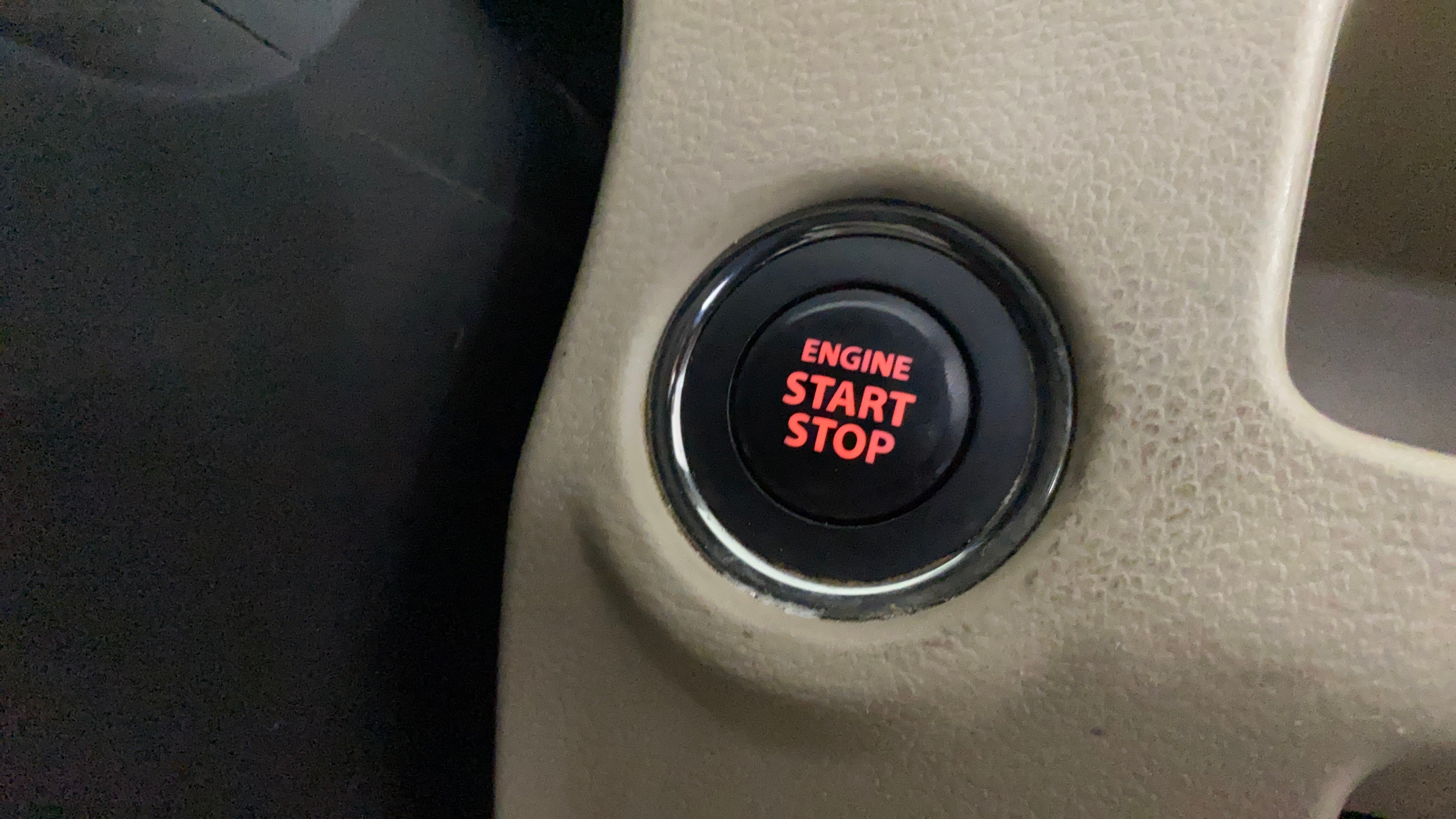 camera-Keyless-Start--Stop-Button-