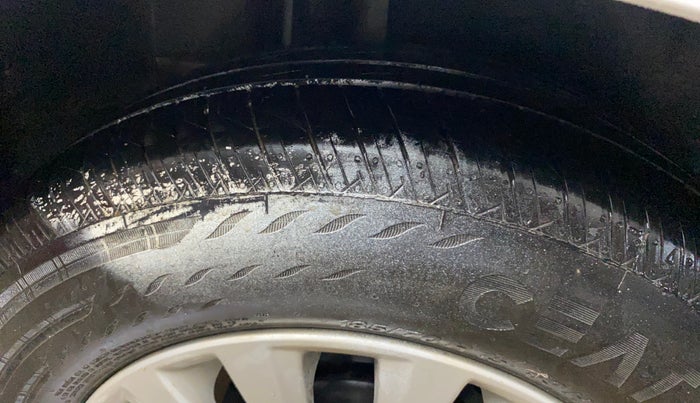 2021 Maruti Ciaz ZETA 1.5 SHVS MT PETROL, Petrol, Manual, 72,376 km, Right Rear Tyre Tread