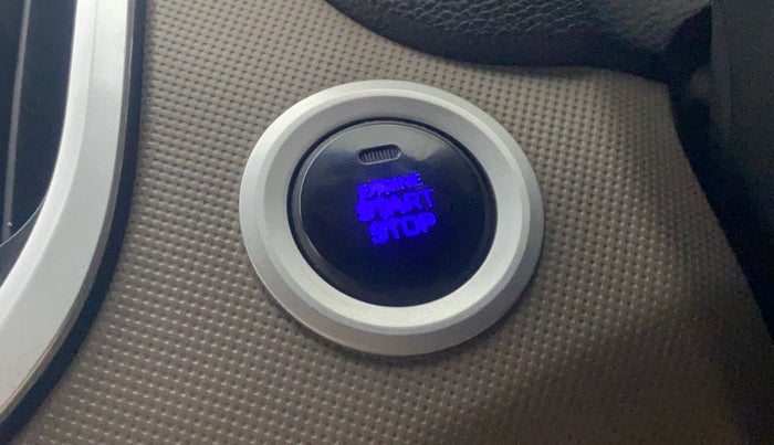 2016 Hyundai Creta SX PLUS 1.6 PETROL, Petrol, Manual, 1,19,767 km, Keyless Start/ Stop Button