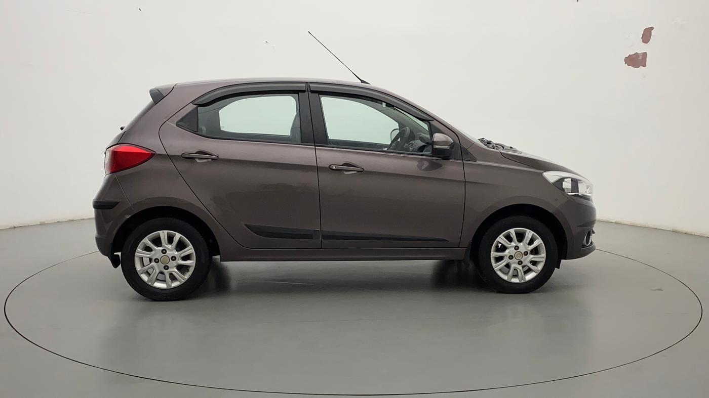2017 Tata Tiago XZA PETROL, Petrol, Automatic, 15,905 km, Right Side