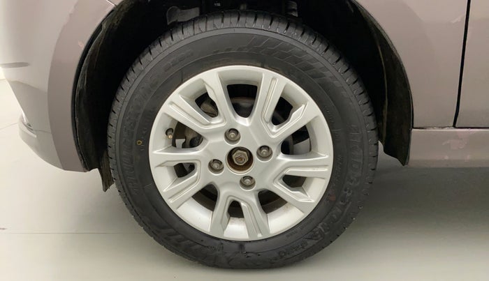 2017 Tata Tiago XZA PETROL, Petrol, Automatic, 15,905 km, Left Front Wheel