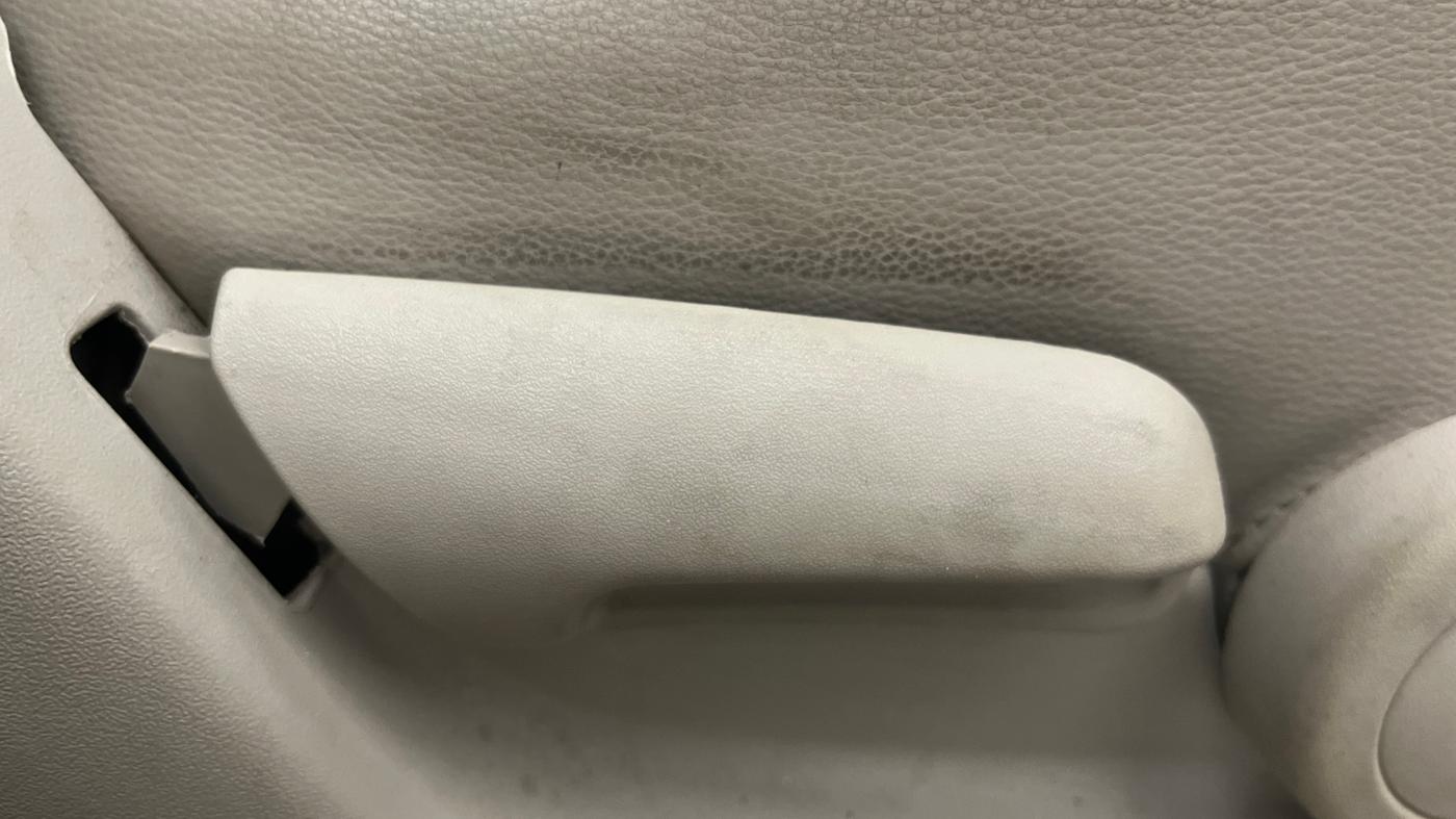 2017 Maruti Ciaz ALPHA 1.4 PETROL, Petrol, Manual, 39,018 km, Driver Side Adjustment Panel