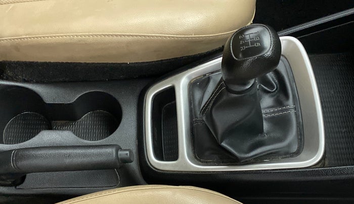 2021 Hyundai VENUE S 1.2, Petrol, Manual, 19,301 km, Gear Lever