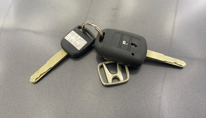 2017 Honda Jazz 1.2L I-VTEC S, Petrol, Manual, 1,24,069 km, Key Close Up