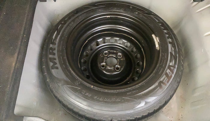 2017 Honda Jazz 1.2L I-VTEC S, Petrol, Manual, 1,24,069 km, Spare Tyre