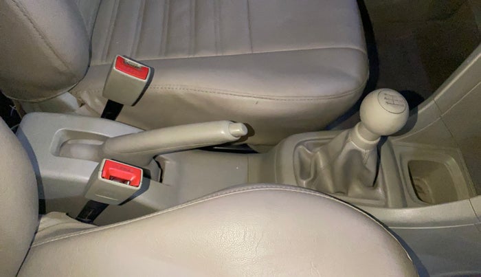 2016 Maruti Swift Dzire LXI (O), Petrol, Manual, 81,807 km, Gear Lever