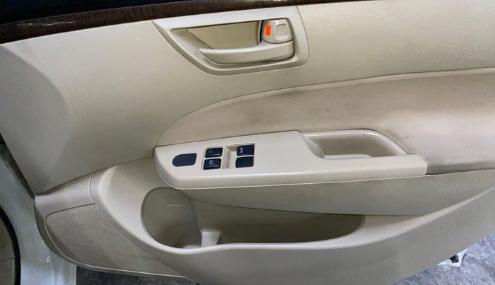 2016 Maruti Swift Dzire LXI (O), Petrol, Manual, 81,807 km, Driver Side Door Panels Control