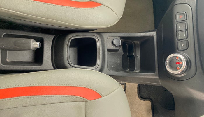 2018 Renault Kwid RXT 1.0 AMT, Petrol, Automatic, 23,085 km, Gear Lever