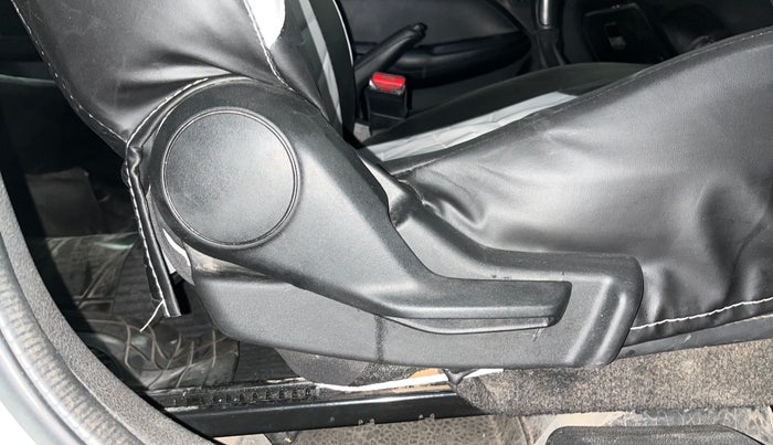 2021 Maruti Baleno SIGMA PETROL 1.2, CNG, Manual, 68,747 km, Driver Side Adjustment Panel