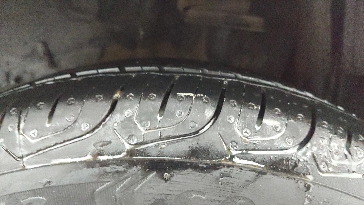 2018 Tata Tiago XT PETROL, Petrol, Manual, 21,996 km, Left Rear Tyre Tread