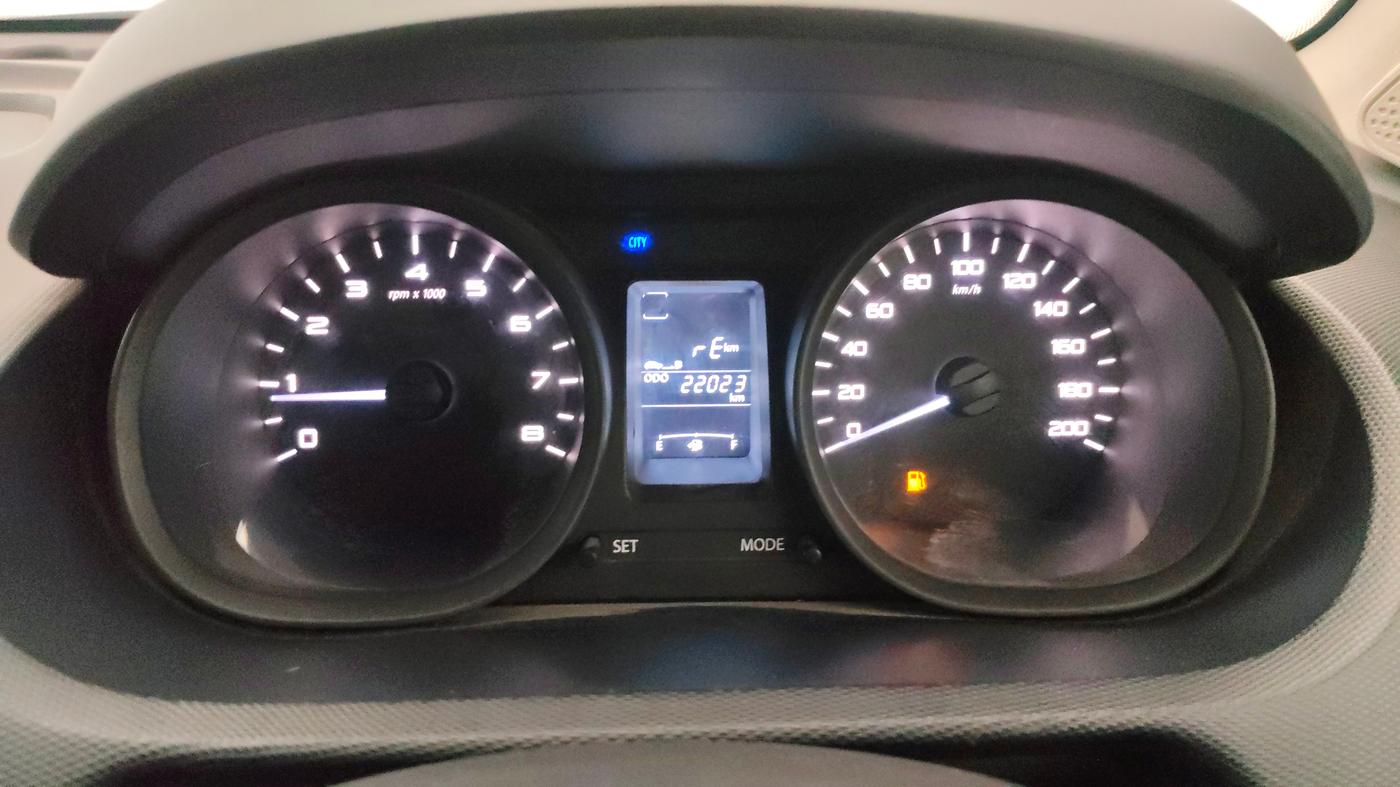 2018 Tata Tiago XT PETROL, Petrol, Manual, 21,996 km, Odometer Image