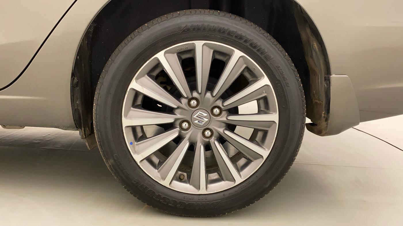 2019 Maruti Ciaz ALPHA DIESEL 1.5, Diesel, Manual, 1,22,864 km, Left Rear Wheel