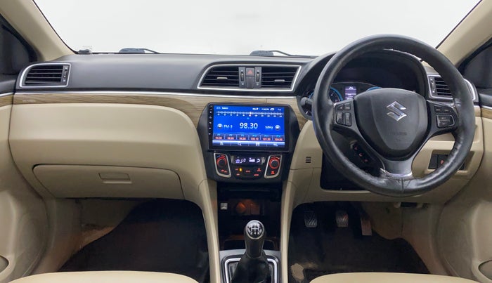 2019 Maruti Ciaz ALPHA DIESEL 1.5, Diesel, Manual, 1,22,864 km, Dashboard