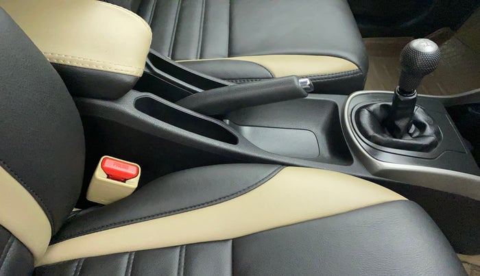 2017 Honda City 1.5L I-VTEC V MT, Petrol, Manual, 22,410 km, Gear Lever
