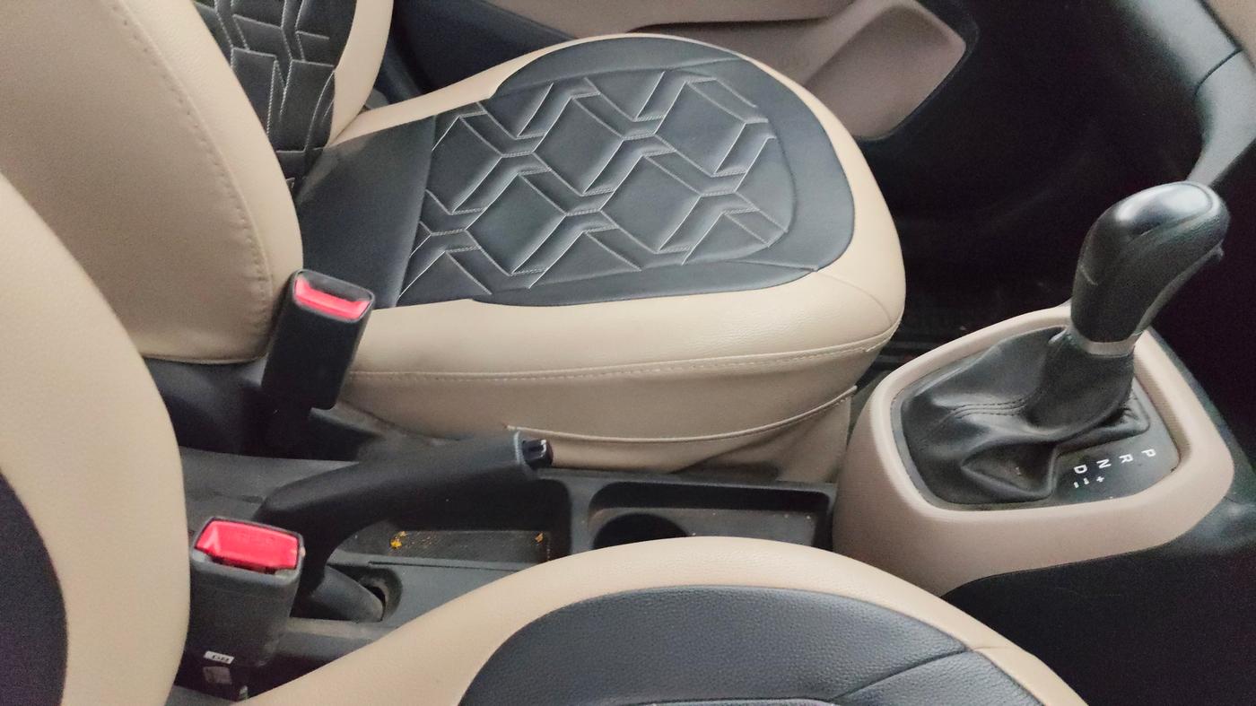 2018 Hyundai Xcent S AT 1.2, Petrol, Automatic, 41,498 km, Gear Lever