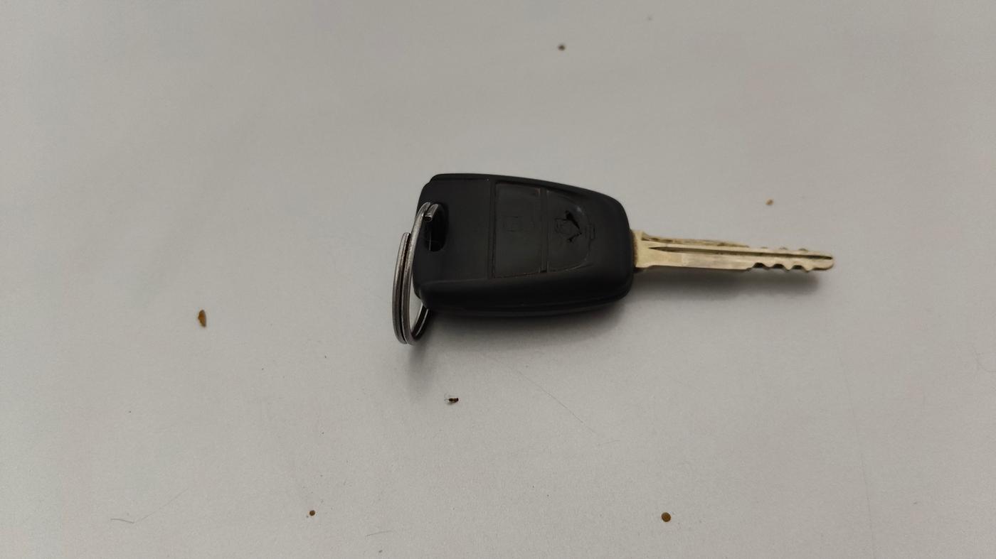 2018 Hyundai Xcent S AT 1.2, Petrol, Automatic, 41,498 km, Key Close Up