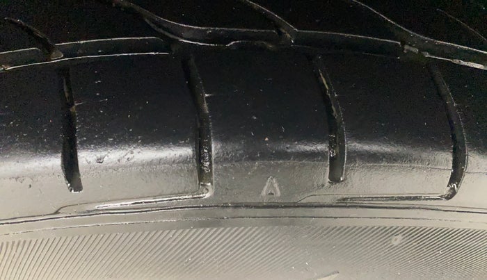 2018 Ford Ecosport TITANIUM + 1.5L DIESEL, Diesel, Manual, 1,32,691 km, Left Rear Tyre Tread