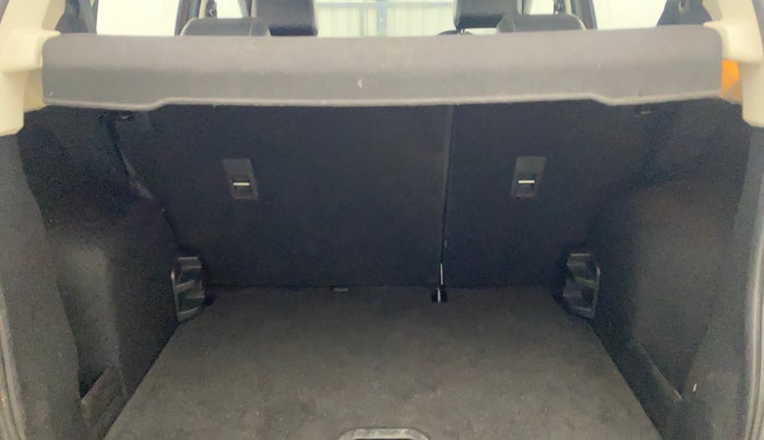 2018 Ford Ecosport TITANIUM + 1.5L DIESEL, Diesel, Manual, 1,32,691 km, Boot Inside