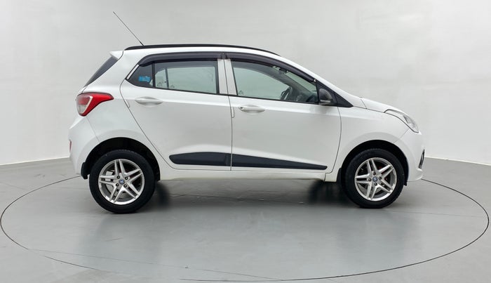 2016 Hyundai Grand i10 SPORTZ 1.1 CRDI, Diesel, Manual, 63,248 km, Right Side View