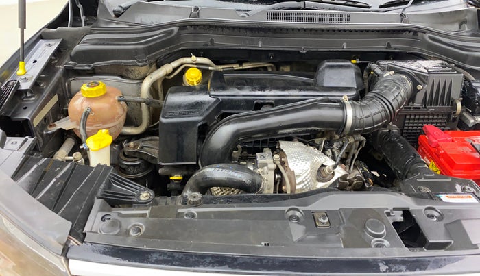 2021 Mahindra XUV300 W6 1.5 Diesel, Diesel, Manual, 62,329 km, Engine View - Right