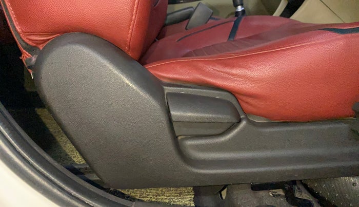 2017 Hyundai Verna 1.6 CRDI SX, Diesel, Manual, 1,00,677 km, Driver Side Adjustment Panel